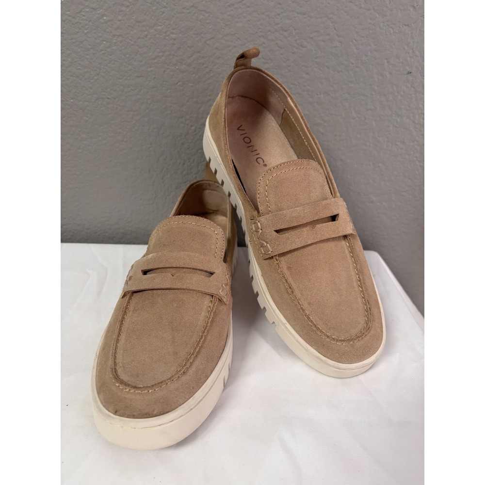Vionic Womens 8.5 Uptown Loafer Tan Suede Platform Lug Sole Comfort Sneaker